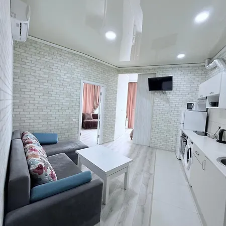 двухкомнатная с видом на море Apartament