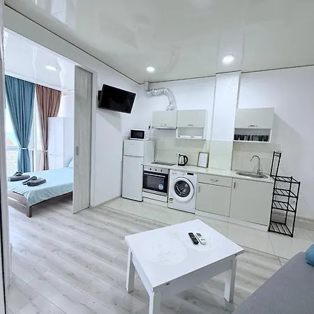 84и3 Apartman *